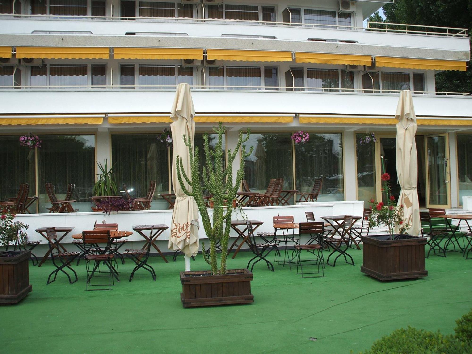 Hotel Condor Мамая Экстерьер фото